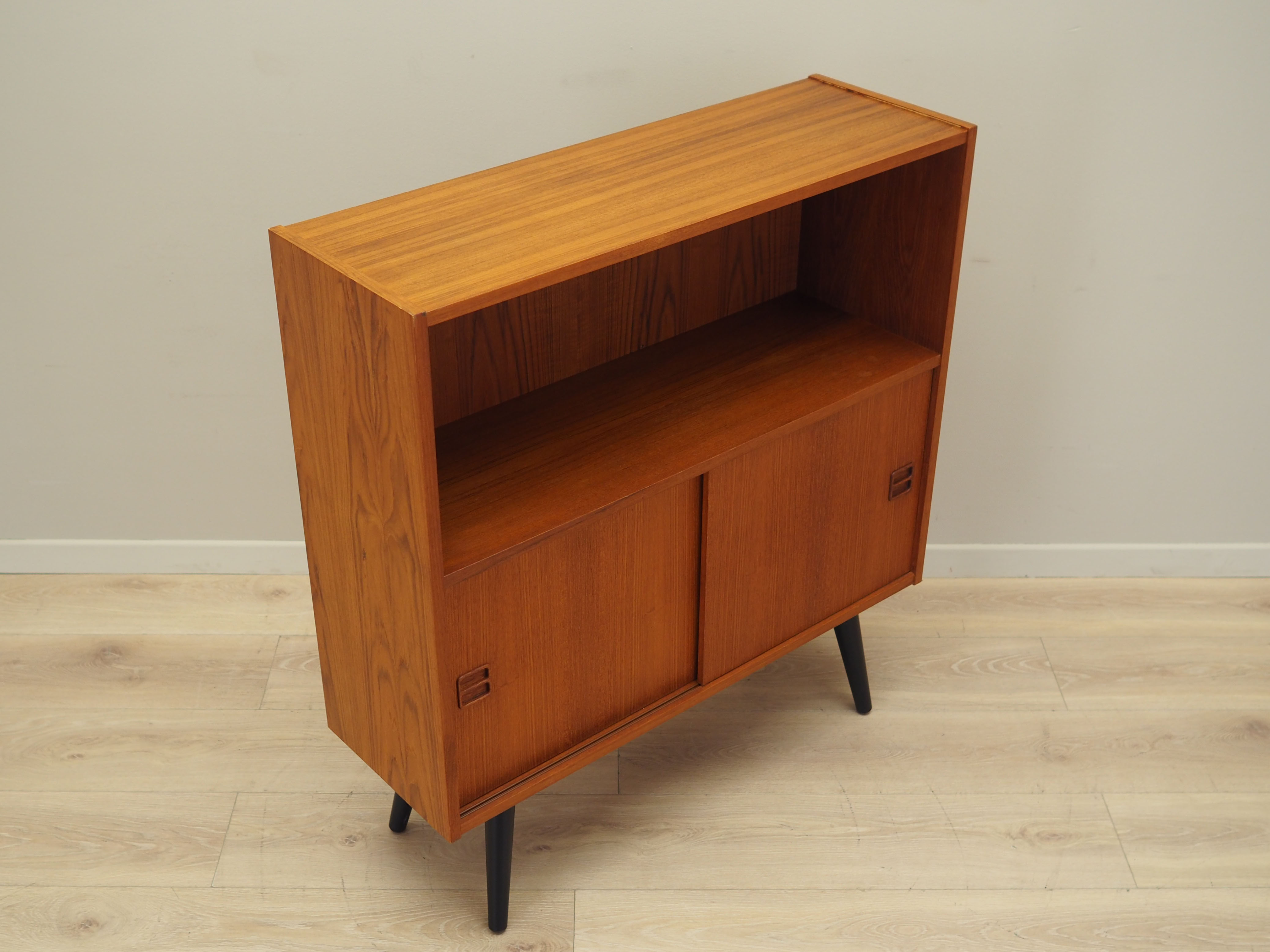 Teak cabinet Danish design 1970s