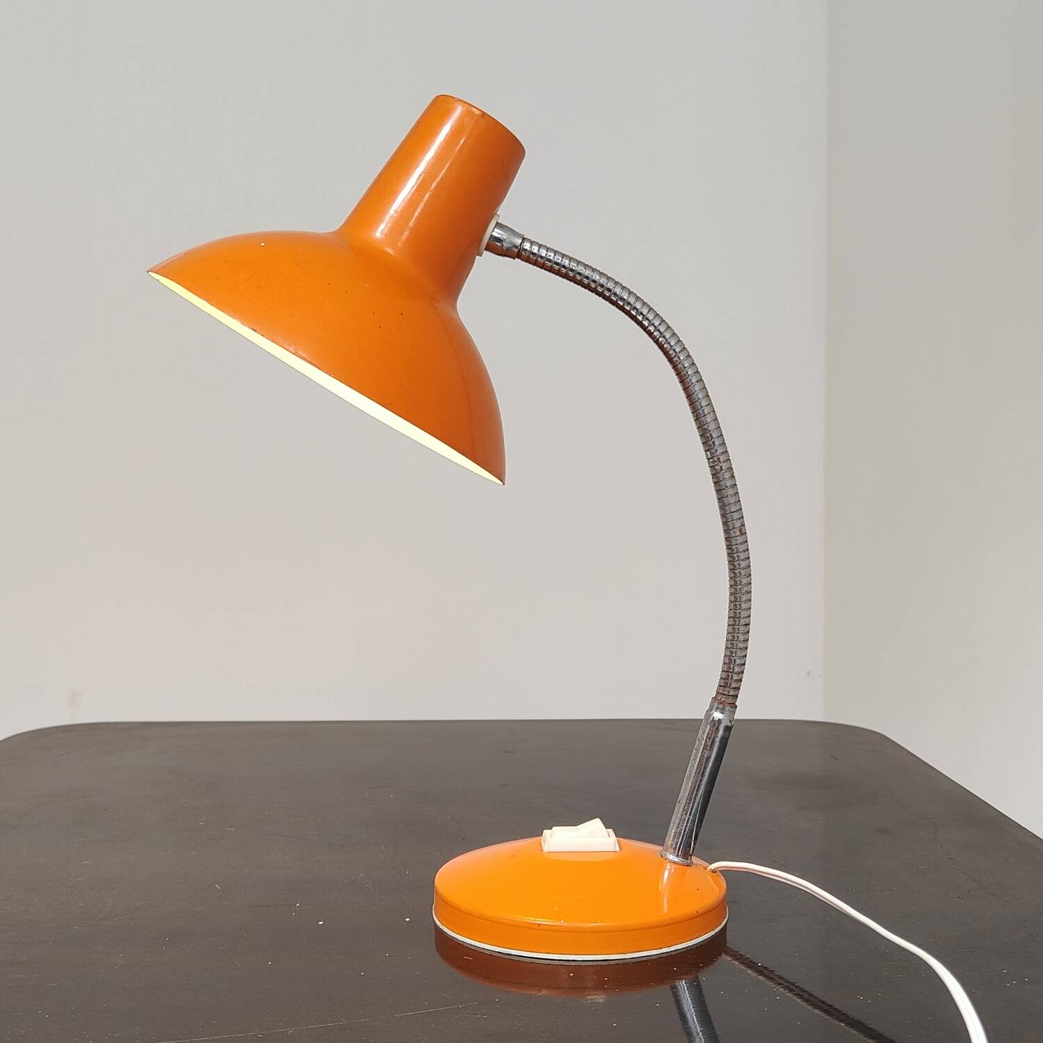 Orange and chrome articulated Cocotte lamp France 1970