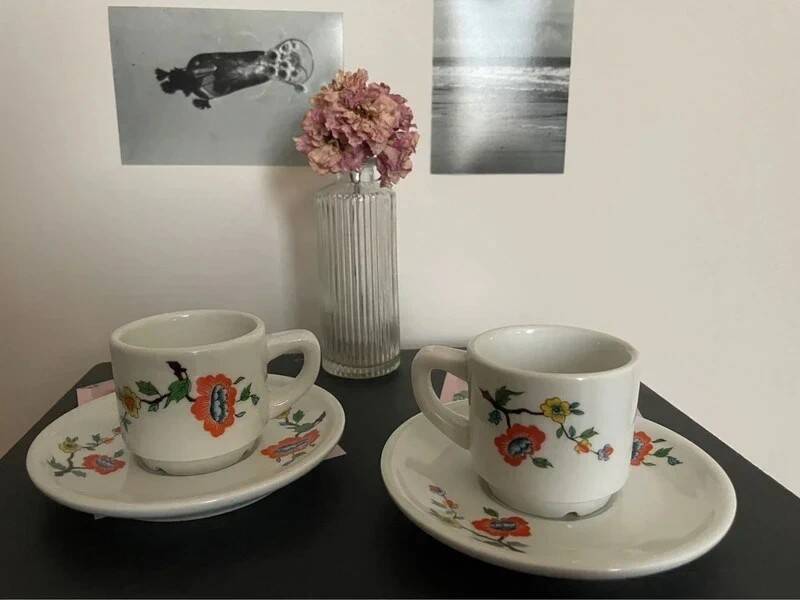Tasses et sous tasses porcelaine