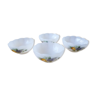 4 coupelles ou ramequins Arcopal motifs poire raisin 1970