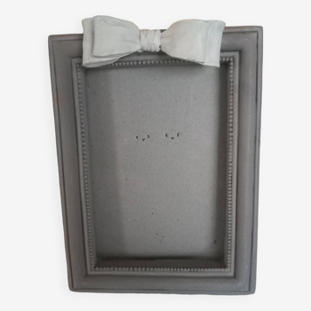 Gray patinated photo frame