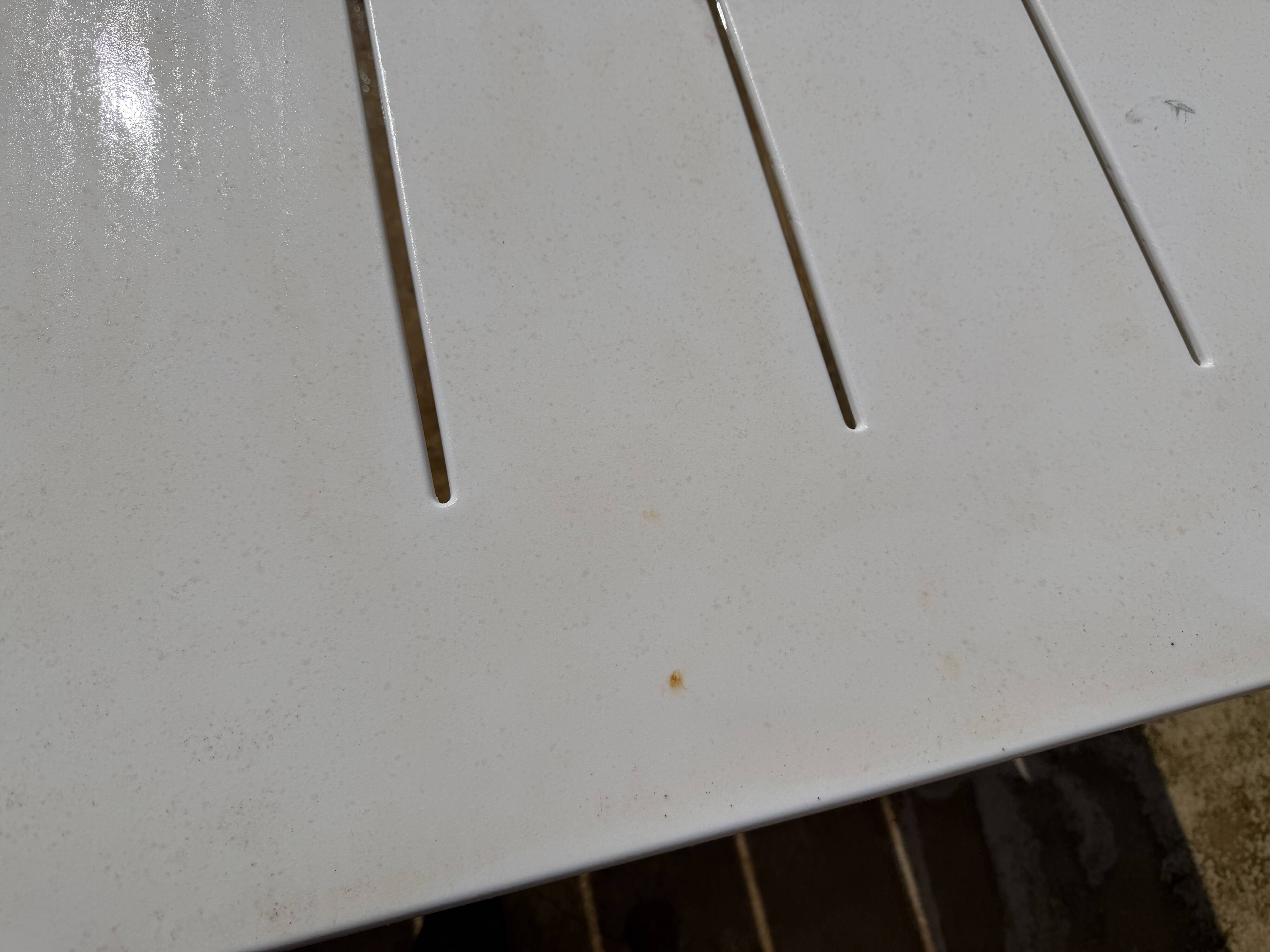 Table vondom