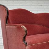 Canapé danois 2 places des années 1950, velours d'ameublement rose saumon, bois de frêne.