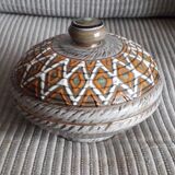 Very original vintage catchall.