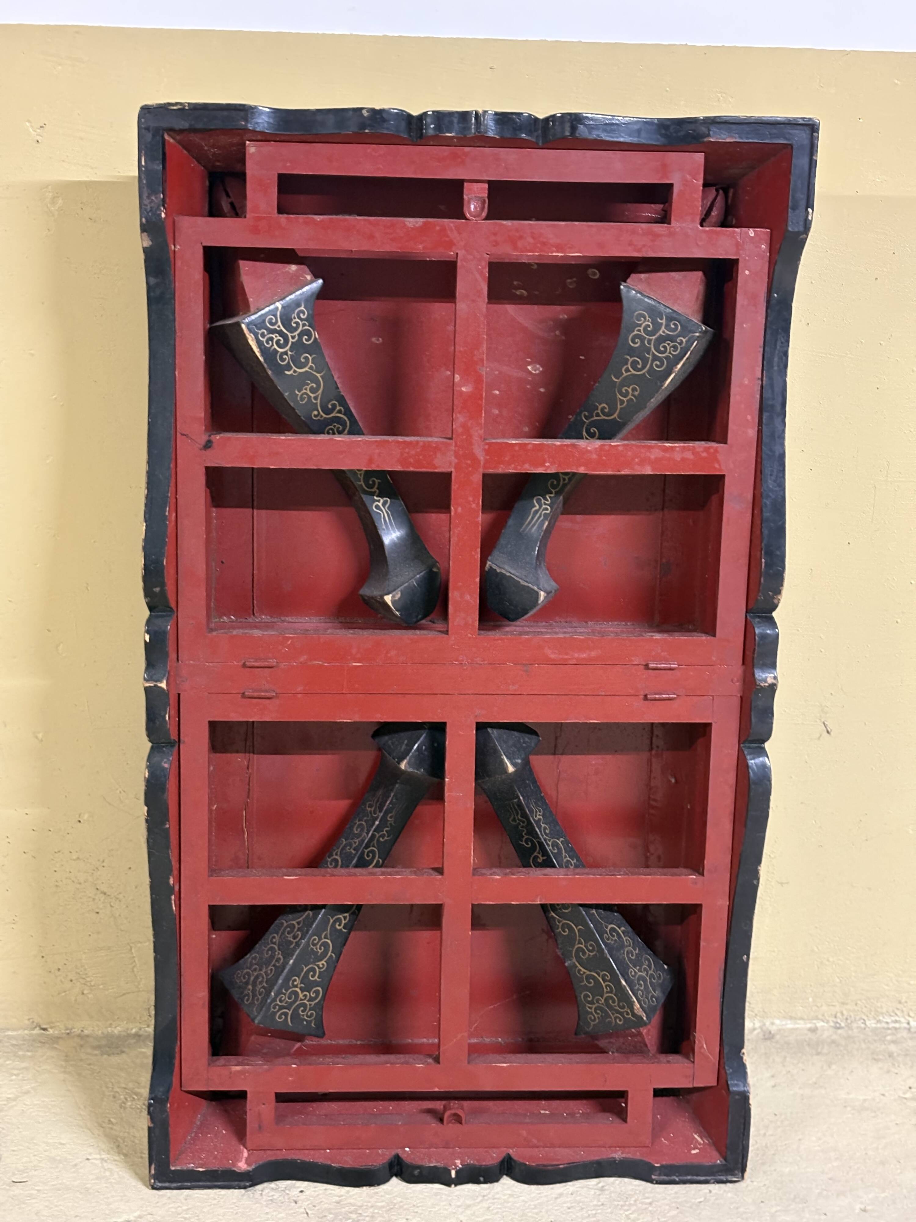 Chinese coffee table, 19th century