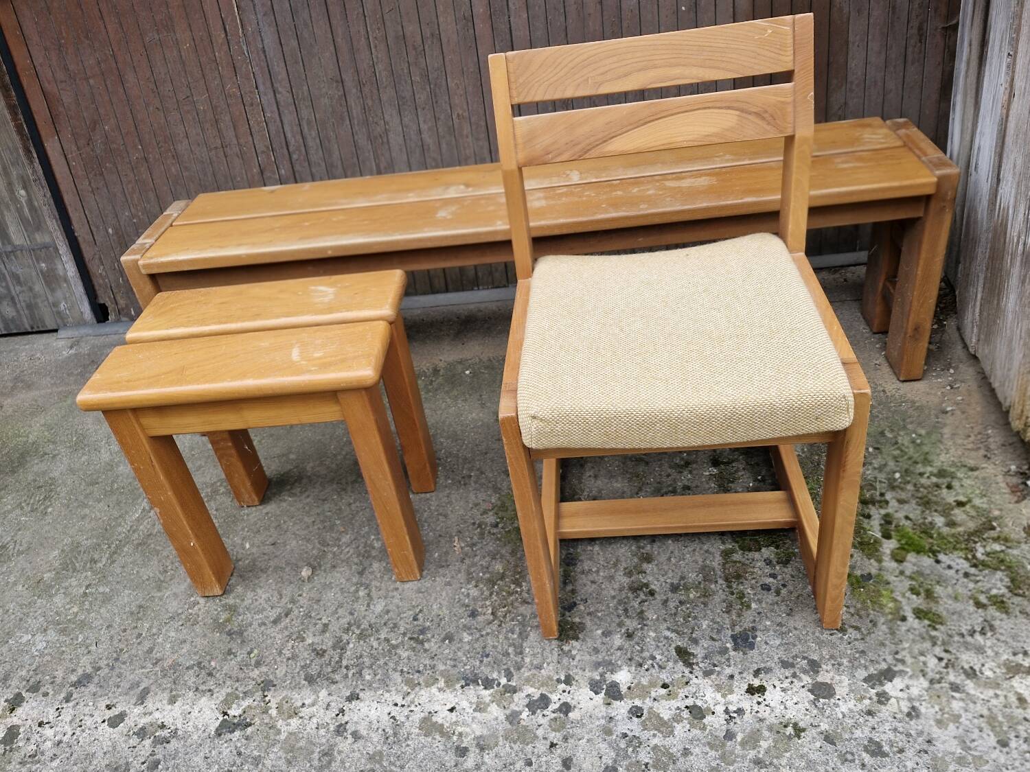 Maison regain set of 3 pieces in solid elm from the 70s and 80s.