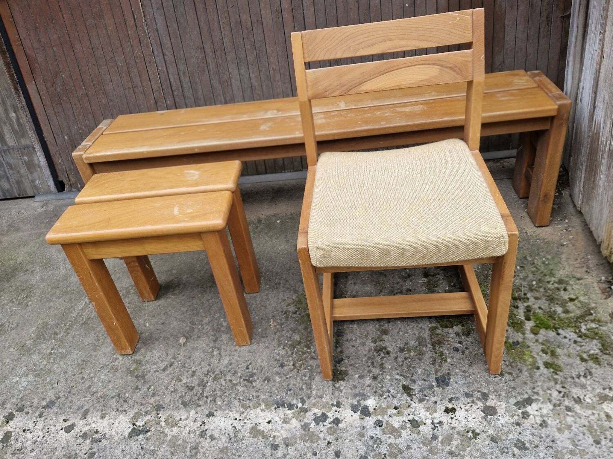 Maison regain set of 3 pieces in solid elm from the 70s and 80s.