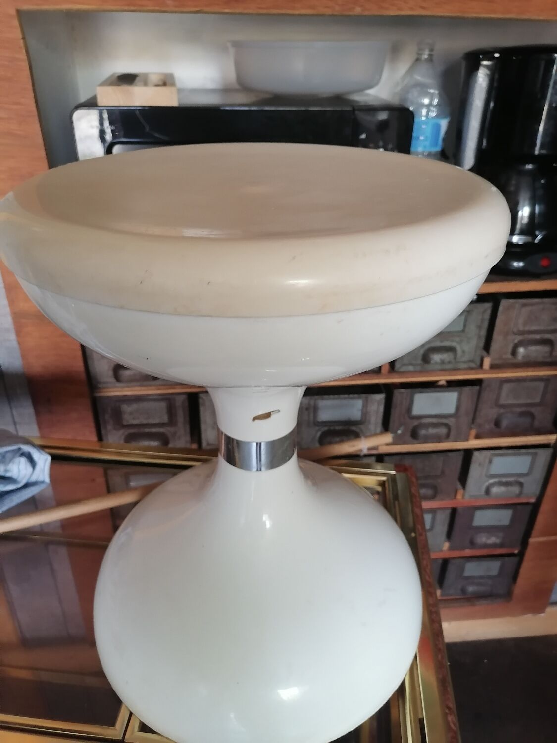 White drum sgabello design 1970