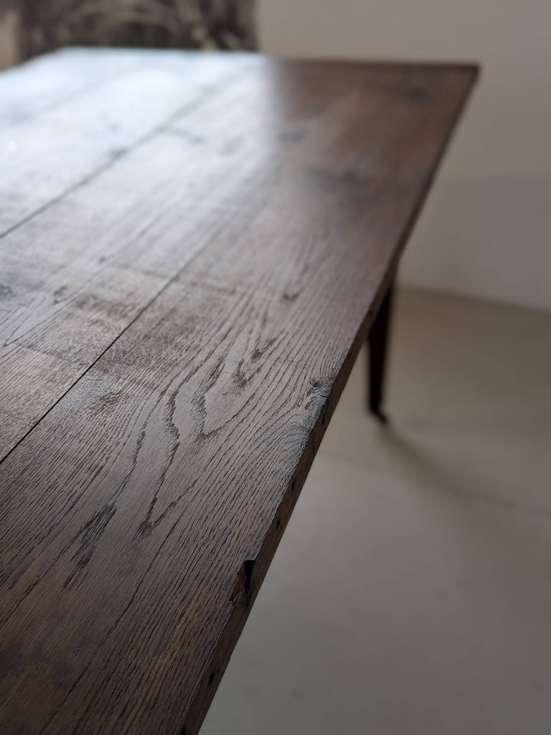 Campaign table in solid oak, Directoire style.