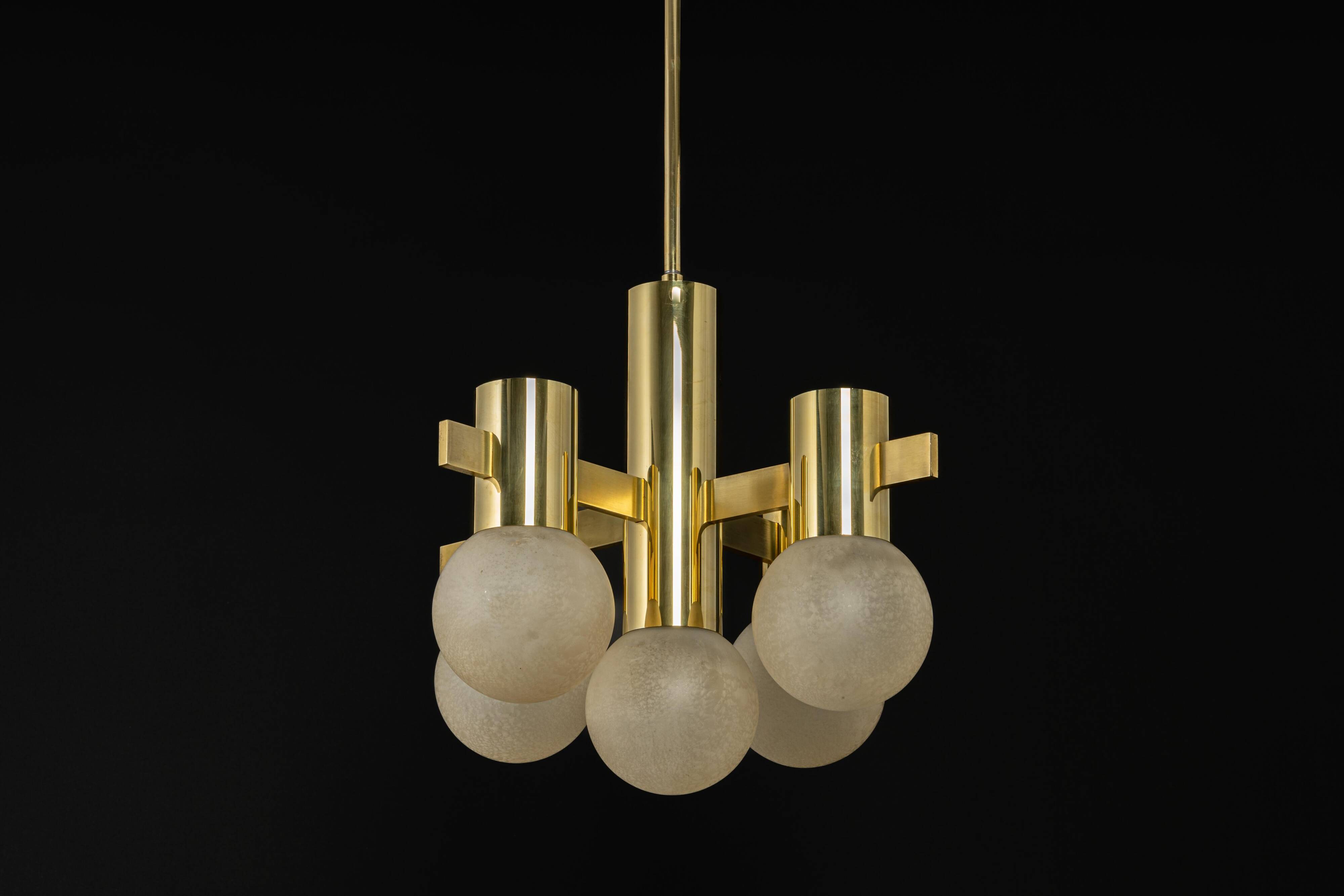 Sciolari chandelier in brass, Italy, 1960s.