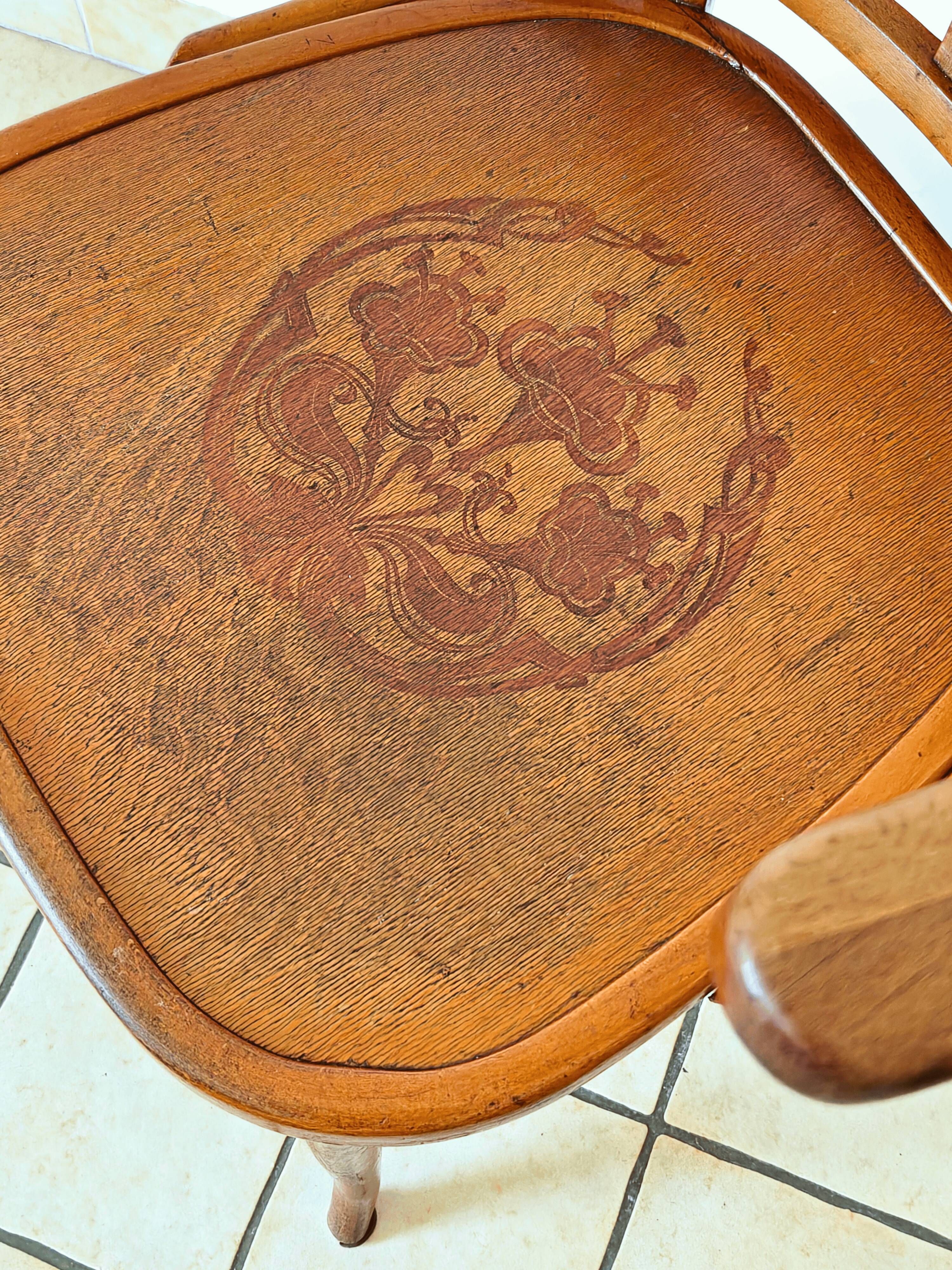 Art Nouveau office chair with curved wood attributed to J&J Kohn, 704 1/2 4V