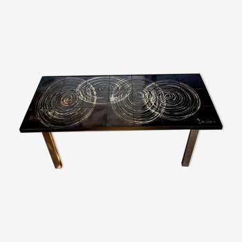 Coffee table by Belarti