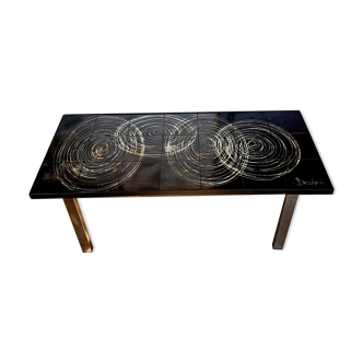 Coffee table by Belarti