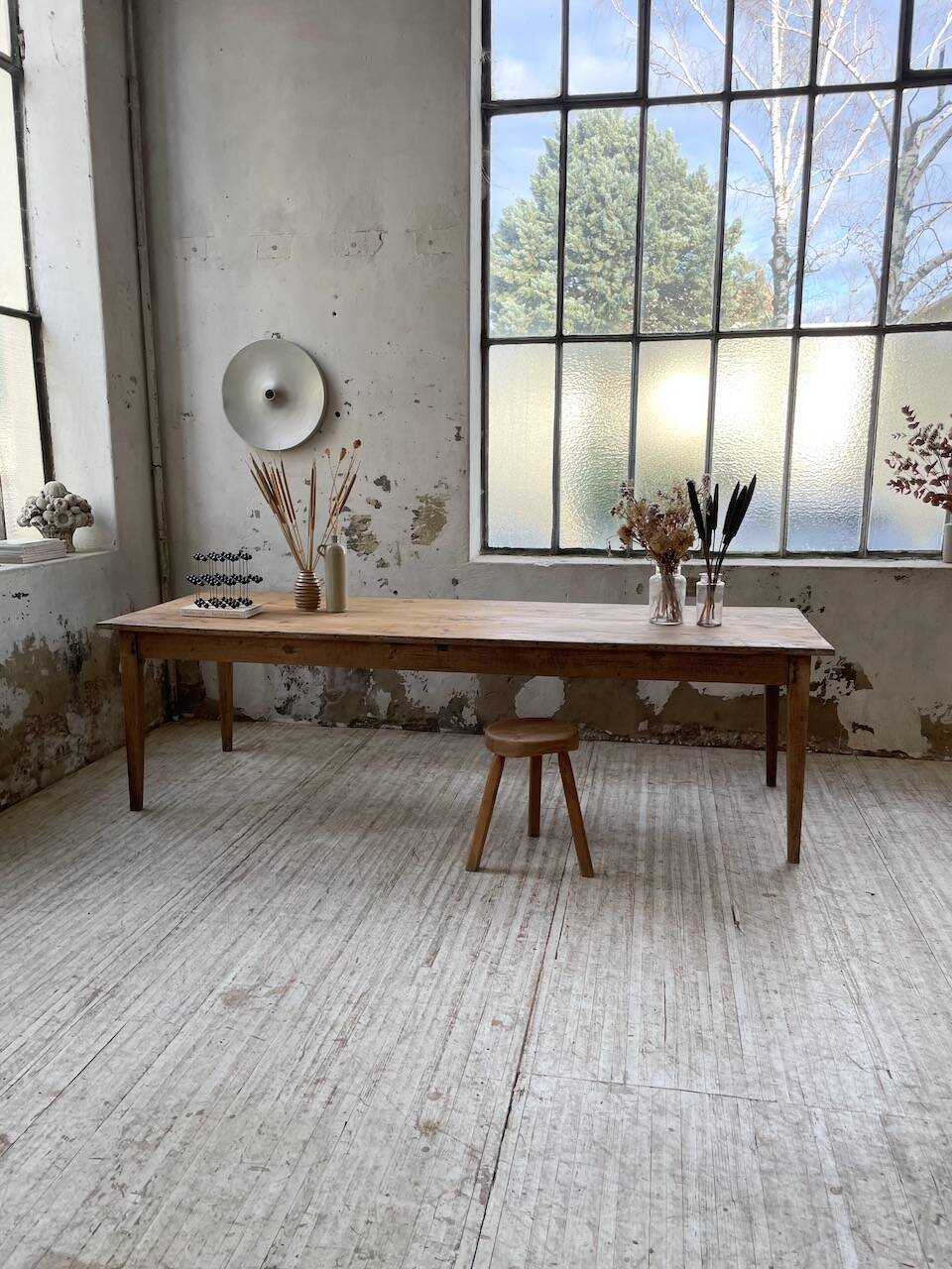 Farmhouse table with spindle legs in oak and pine, 2.5m