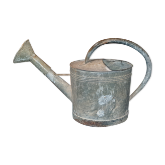 Vintage zing watering can