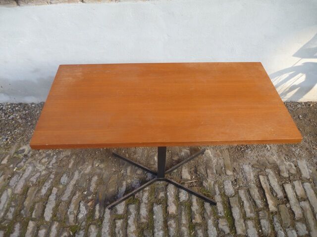 Table variable height