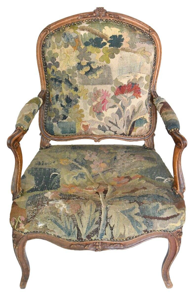 Fauteuil cabriolet d'époque Louis XV estampillé MDLP de Martin Delaporte