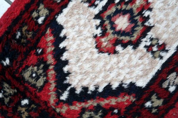 Tapis vintage du Moyen-Orient Hamadan fait main en laine – 40 x 59 cm années 1970