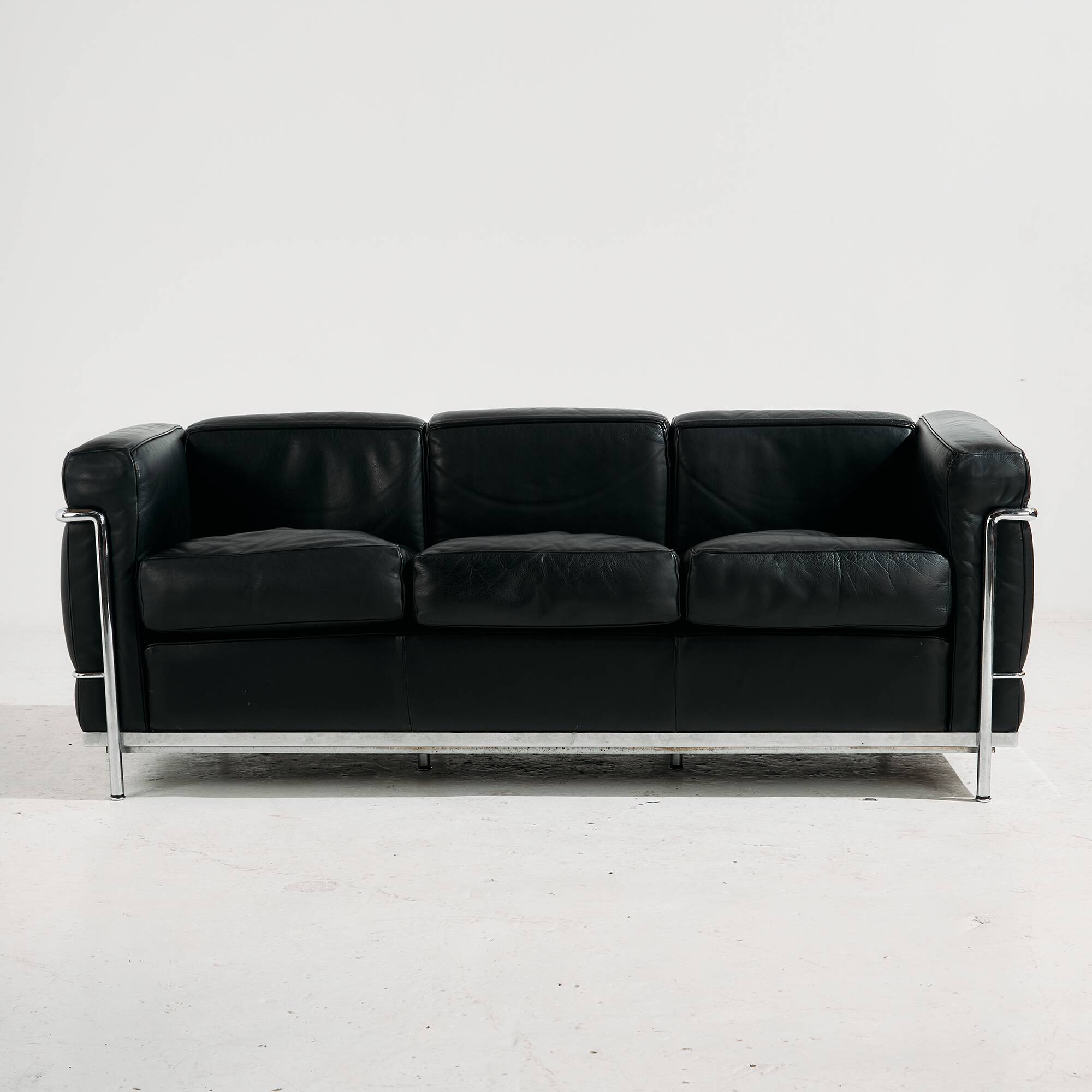 LC2 sofa by Le Corbusier, Pierre Jeanneret and Charlotte Perriand for Cassina