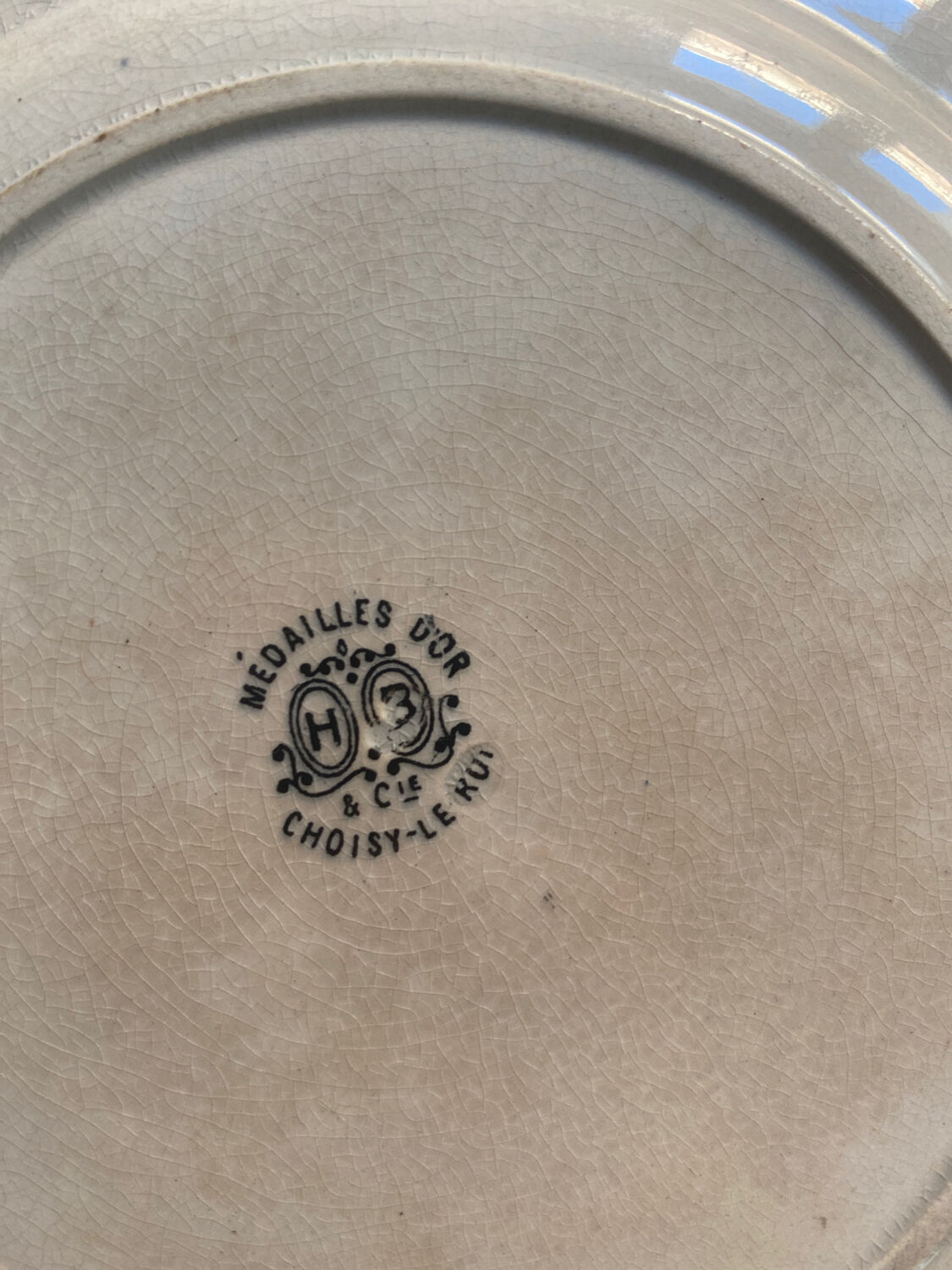 Choisy le roi - 5 assiettes vie militaire