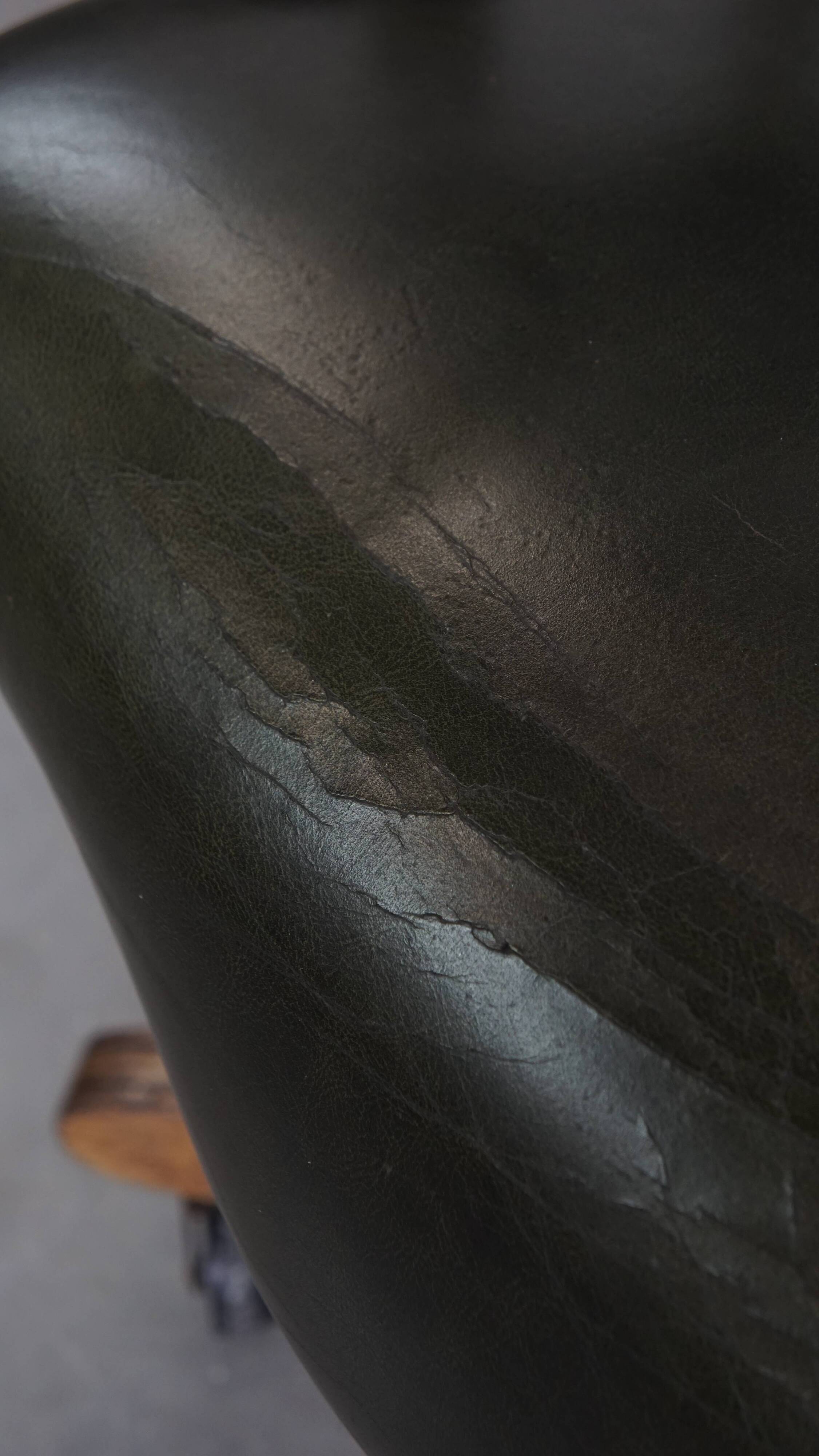 Dark Green Cowhide Leather Swivel and Tilt Chesterfield Office Chair