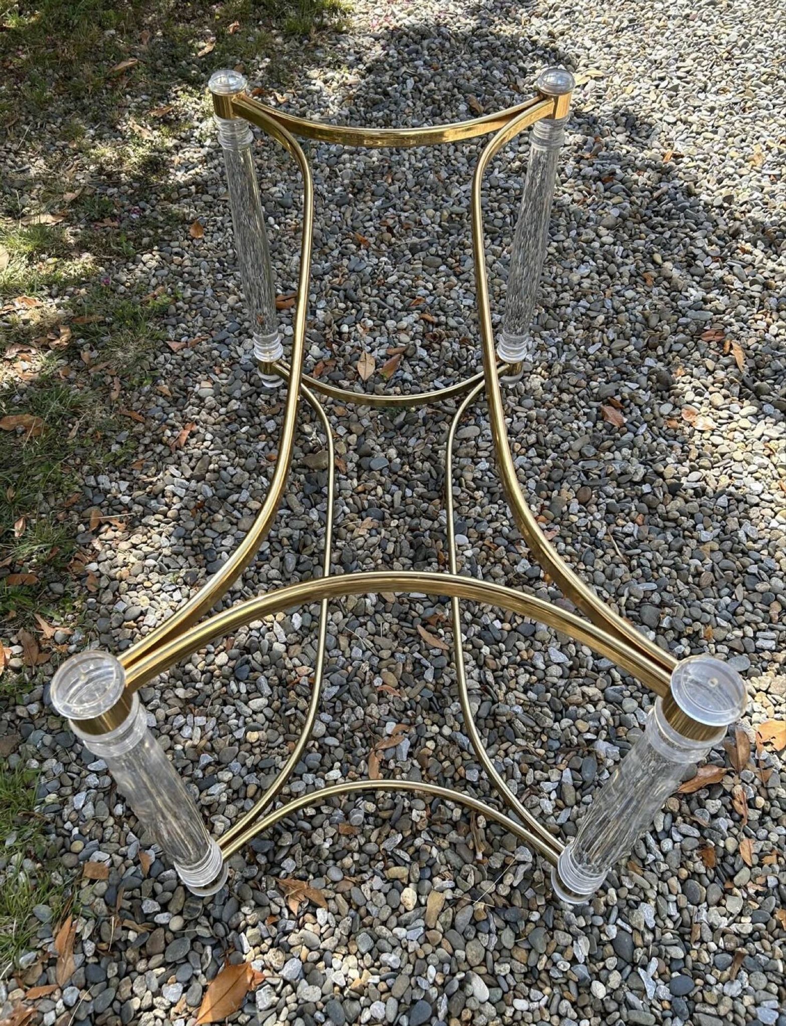 Table attribuée à Maison Roméo