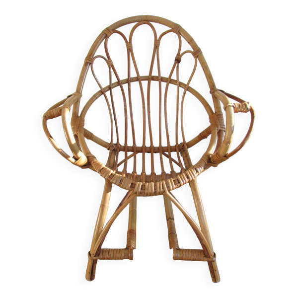 Chaise enfant en rotin, forme coquille