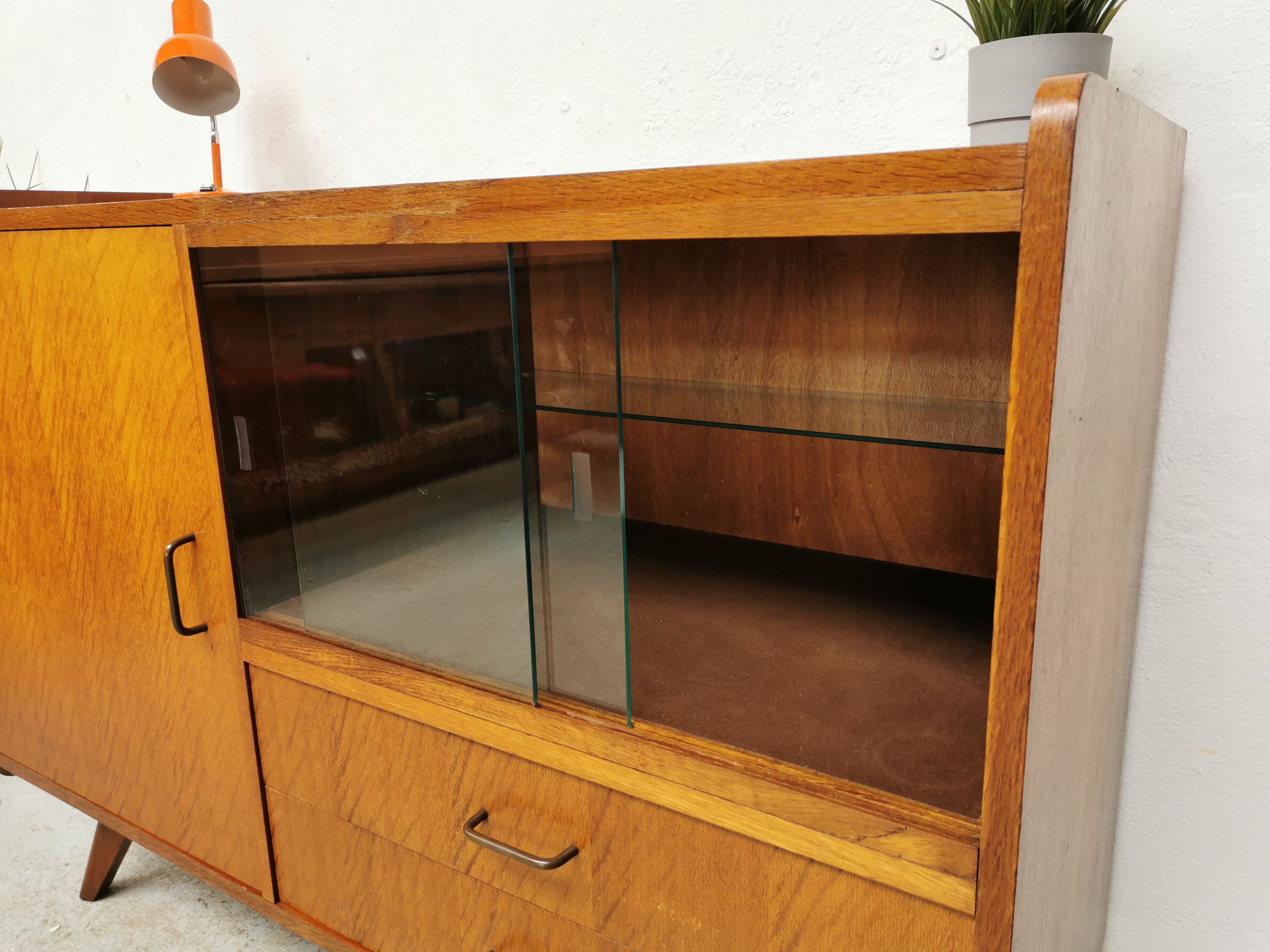 Vintage buffet