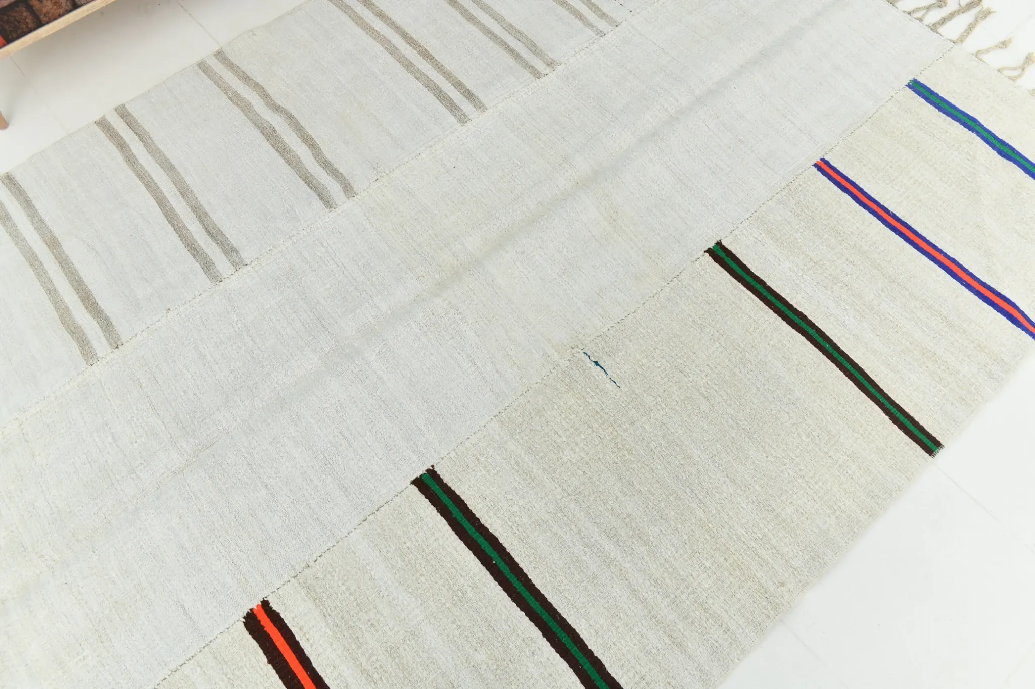 Off White & Cream Mid Century Modern Kilim Rug, Bohemian Living Room Carpet