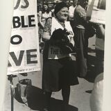Photo print of an American event. Year 80