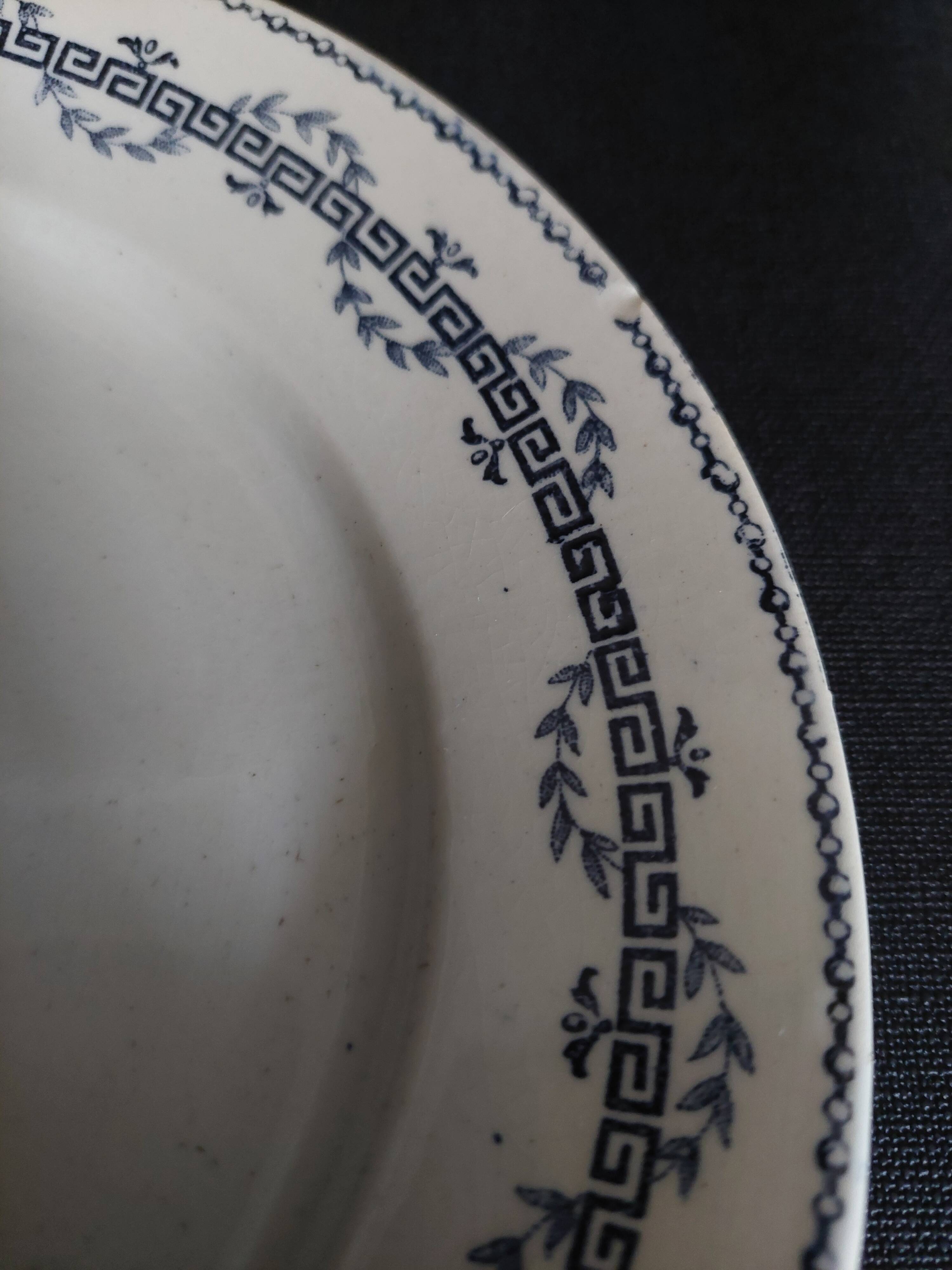 Pair of Gien iron earthenware dessert plates with Austerlitz decor