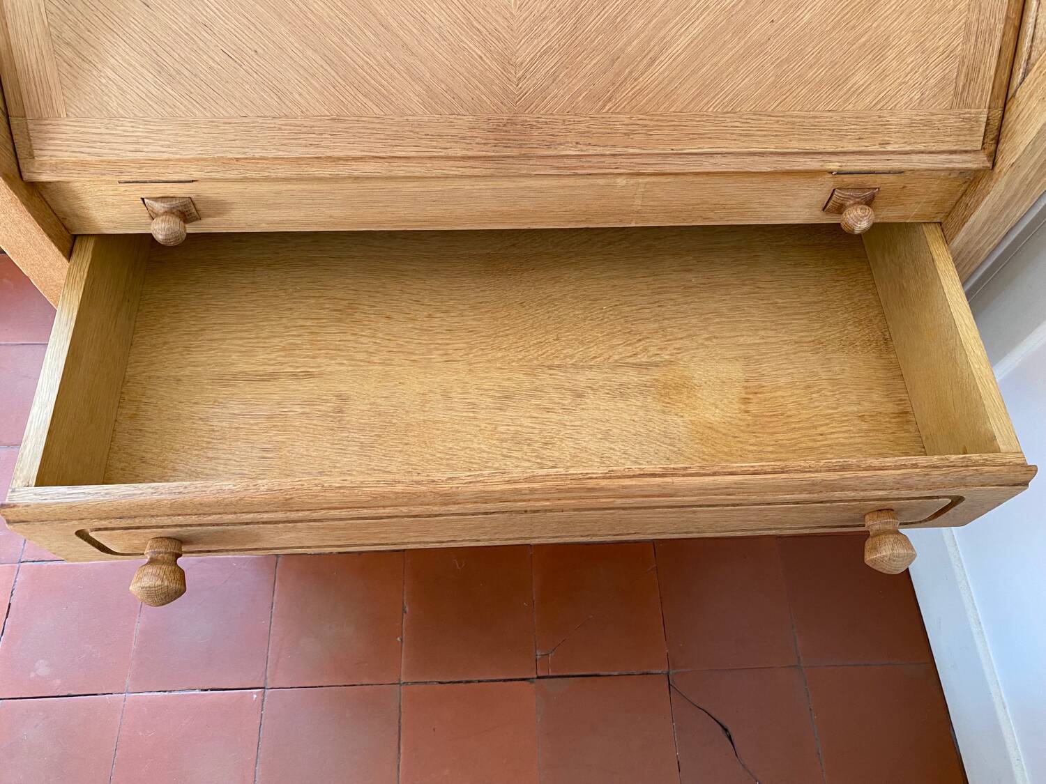 "Donkey's back" secretary by Guillerme and Chambron