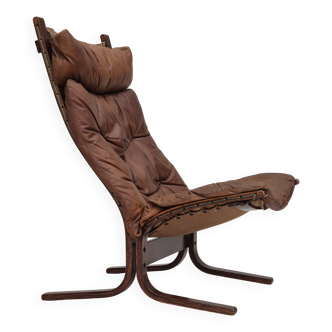 1970s, Norwegian design by Ingmar Relling, model "Siesta" for Westnofa, original condition.