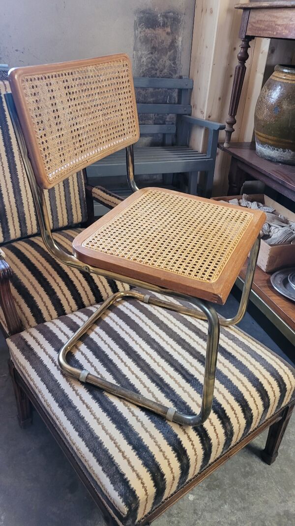 Chaise  de Marcel Breuer en cannage modèle B32
