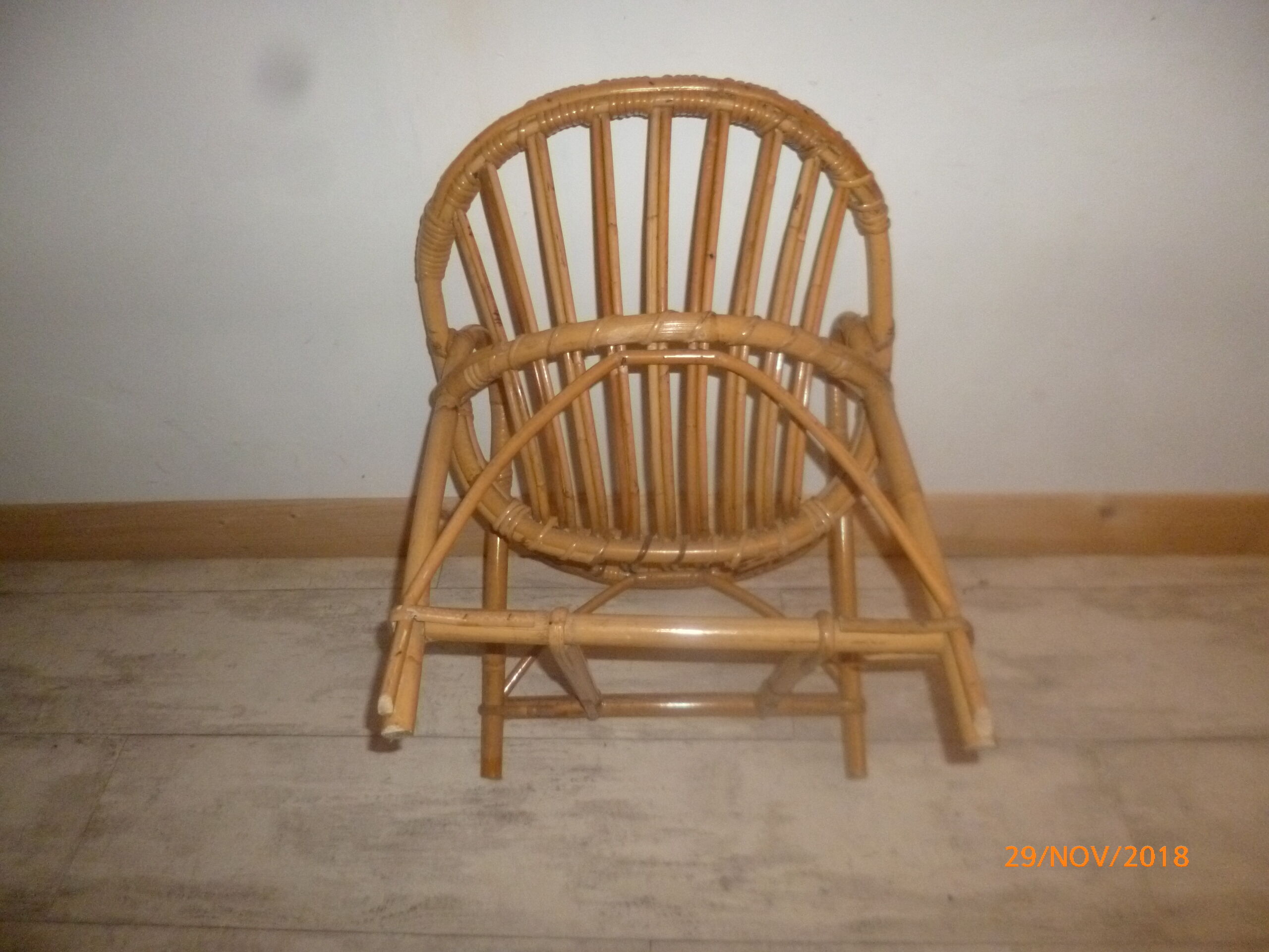 Fauteuil rotin coquille 1960/1970