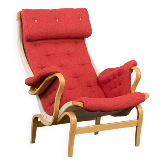 Bruno Mathsson Pernilla lounge chair in red wool upholstery, 1960s