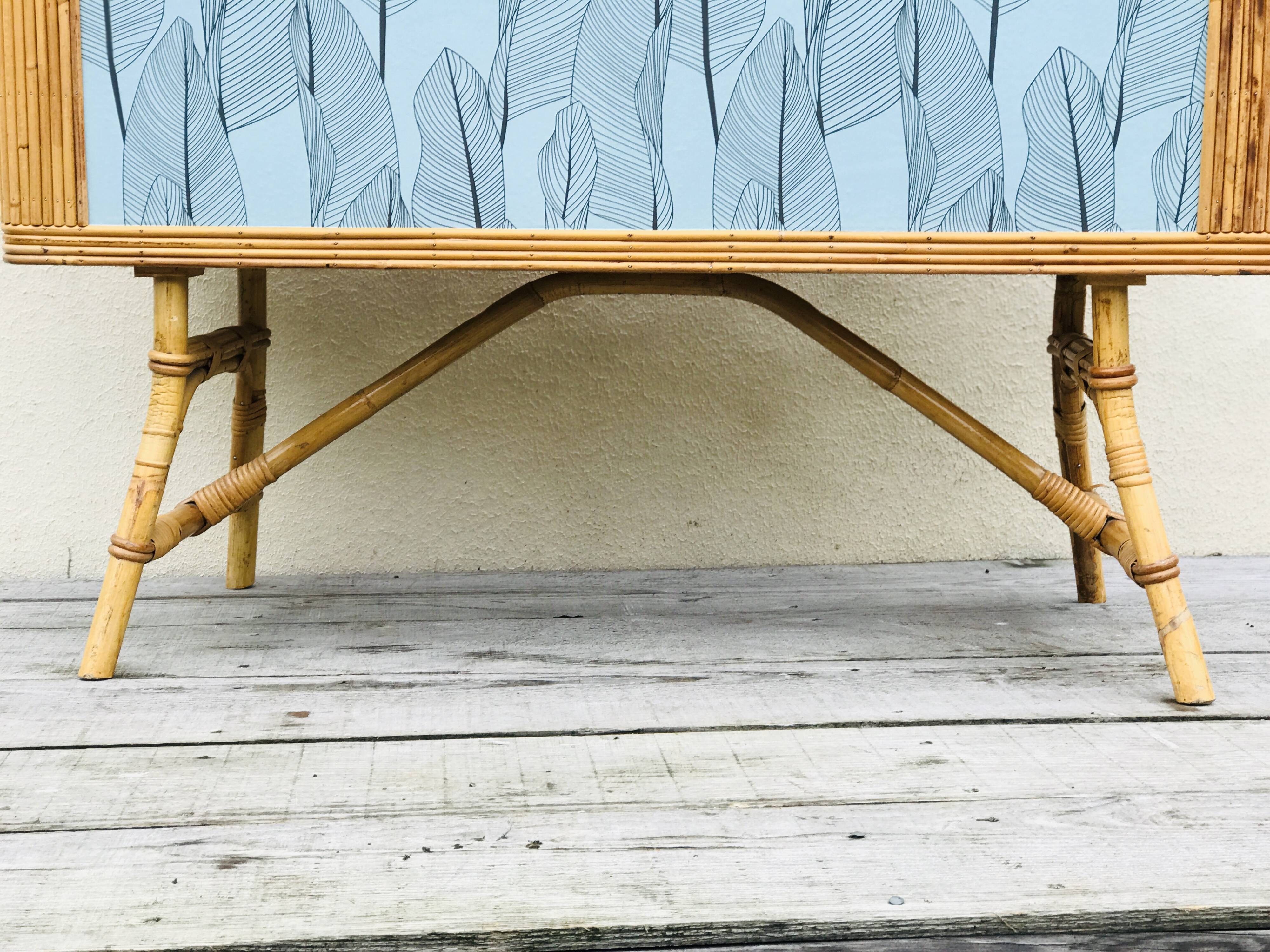 Vintage bamboo bar with 2 stools