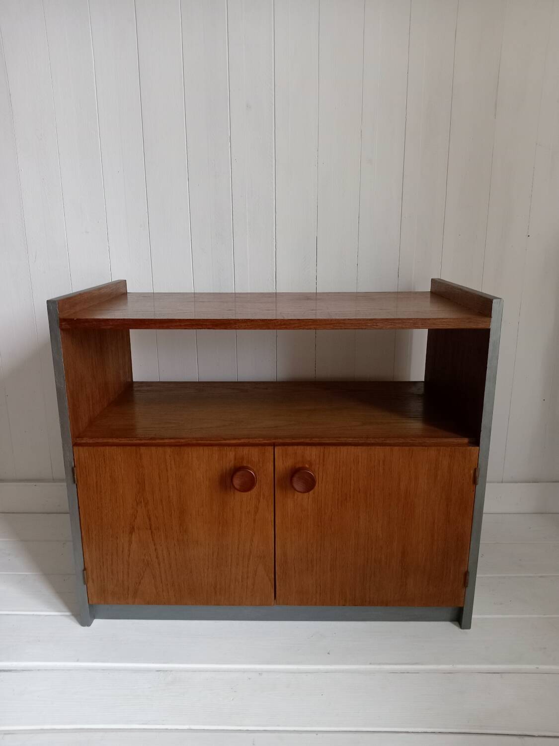 60s TV cabinet