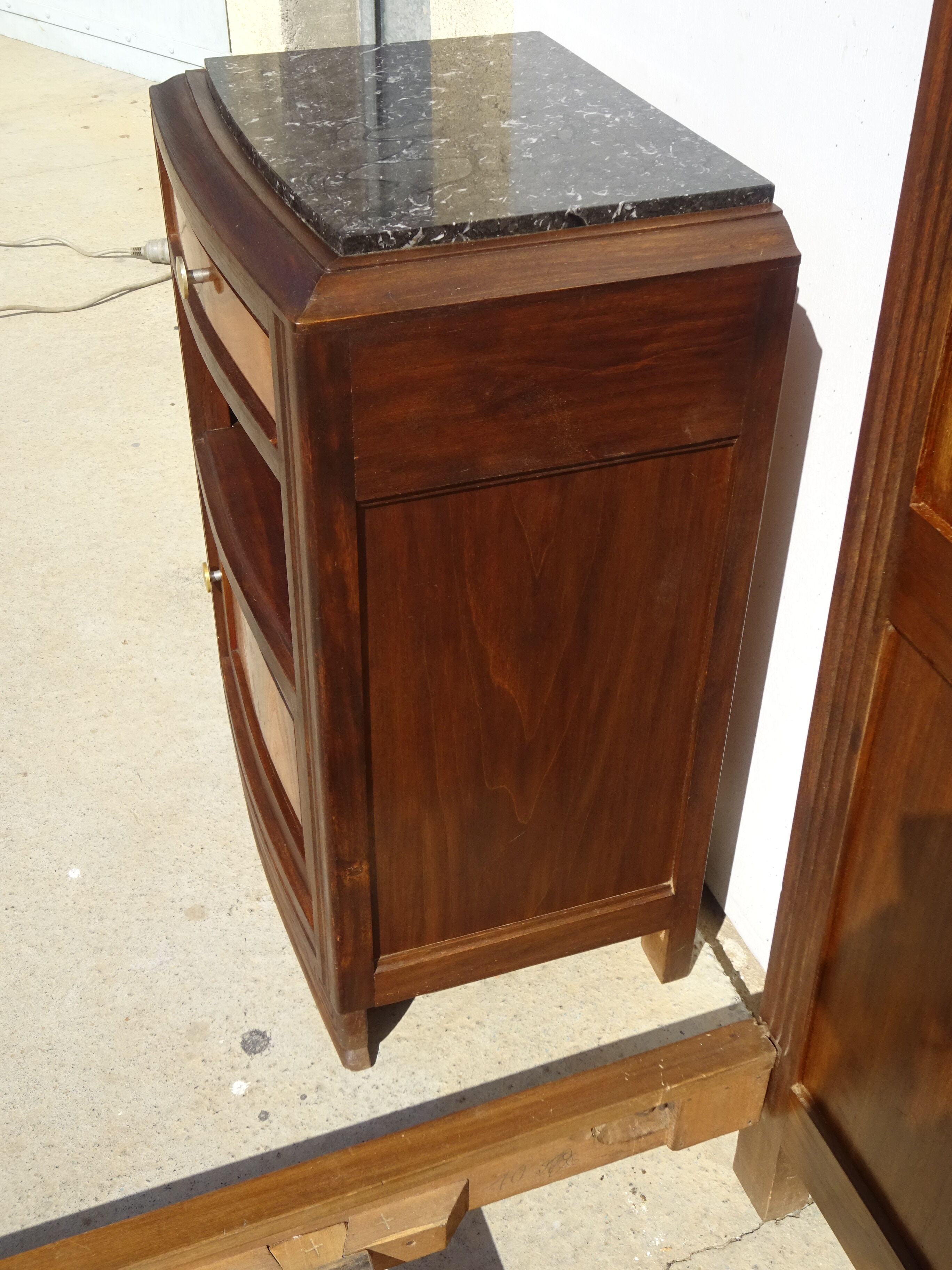 Art Deco bedside in solid walnut and walnut bramble, 1930's