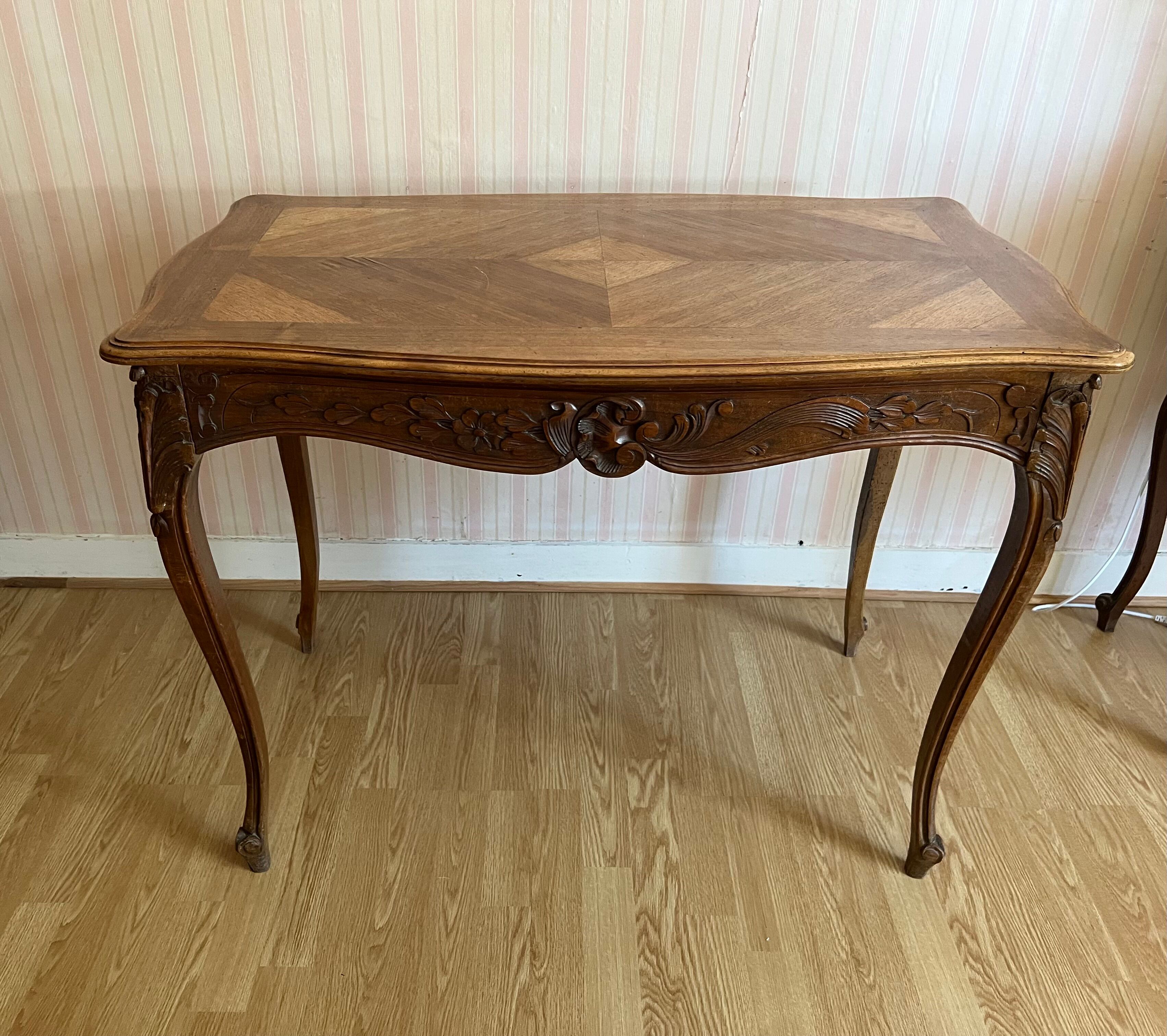 Louis XV side table or desk
