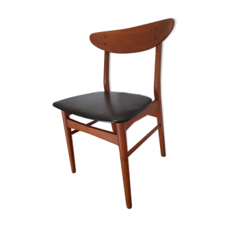 Danish chair in teak and black skai