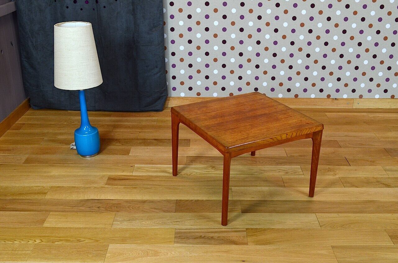 Table basse scandinave Henning Kjaernulf  1960