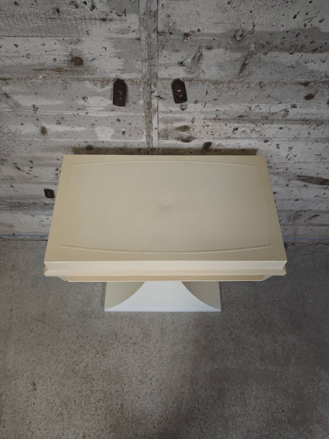 Flair dressing table for Prisunic