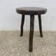 Tabouret tripode en bois massif 1950