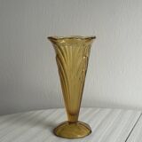 Vase en verre ambré jaune