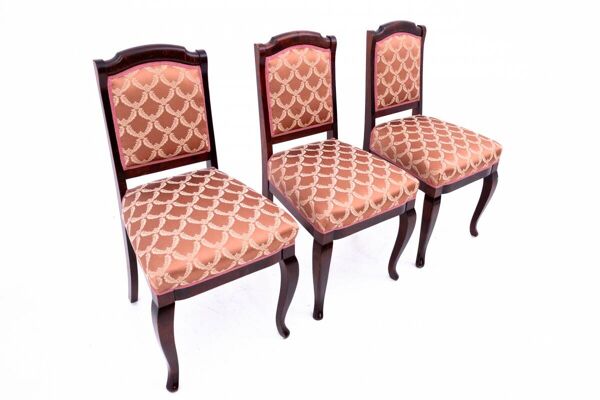 Chaises, Europe du Nord, vers 1900.