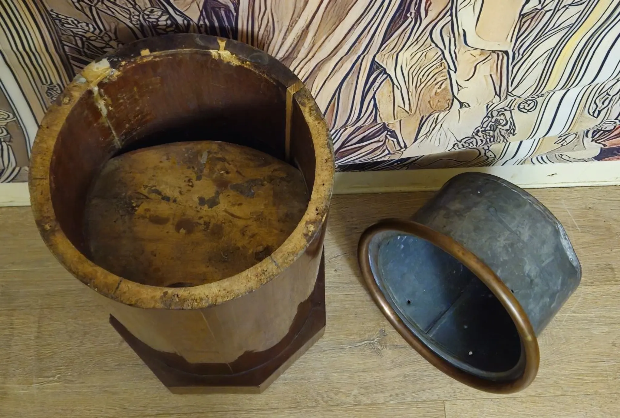 Somno / antique mahogany planter from the Empire period – 19th century