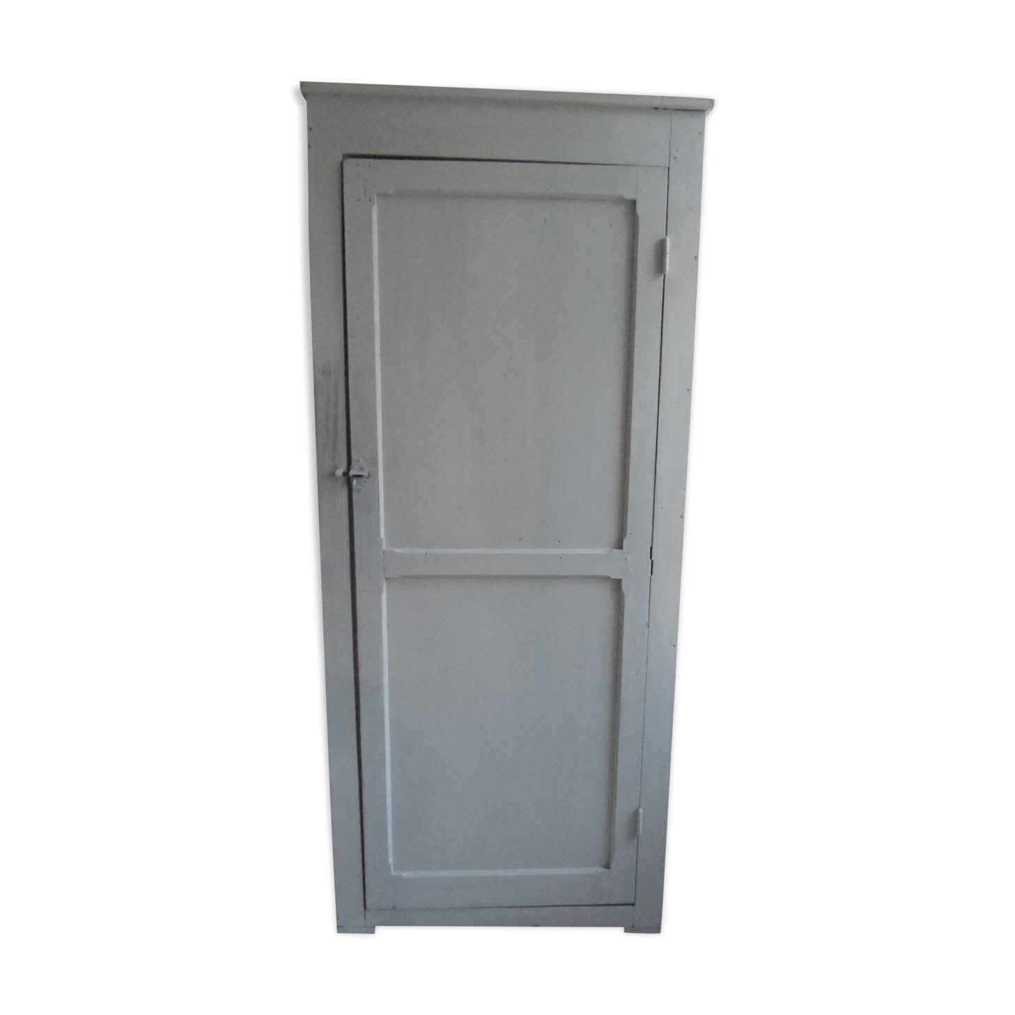 Shallow vintage parisian wardrobe