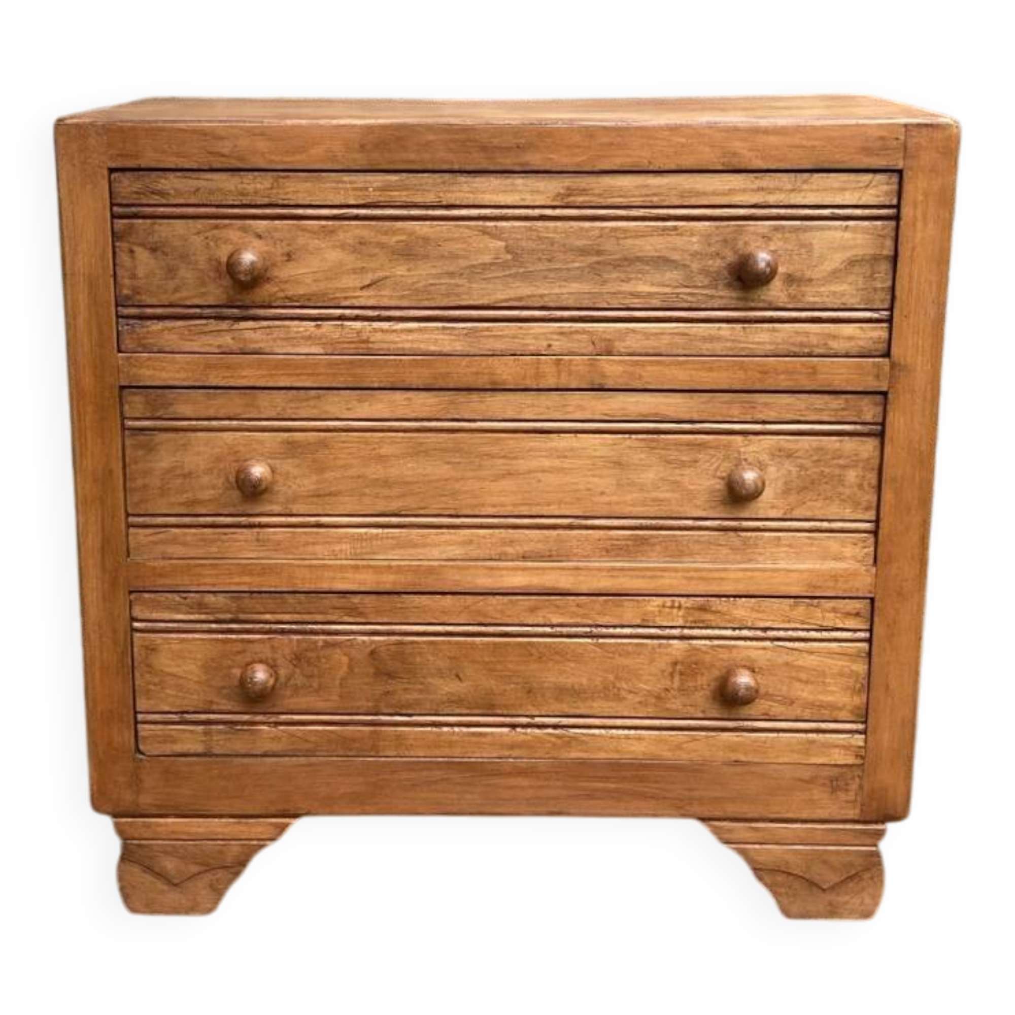 Antique chest of drawers