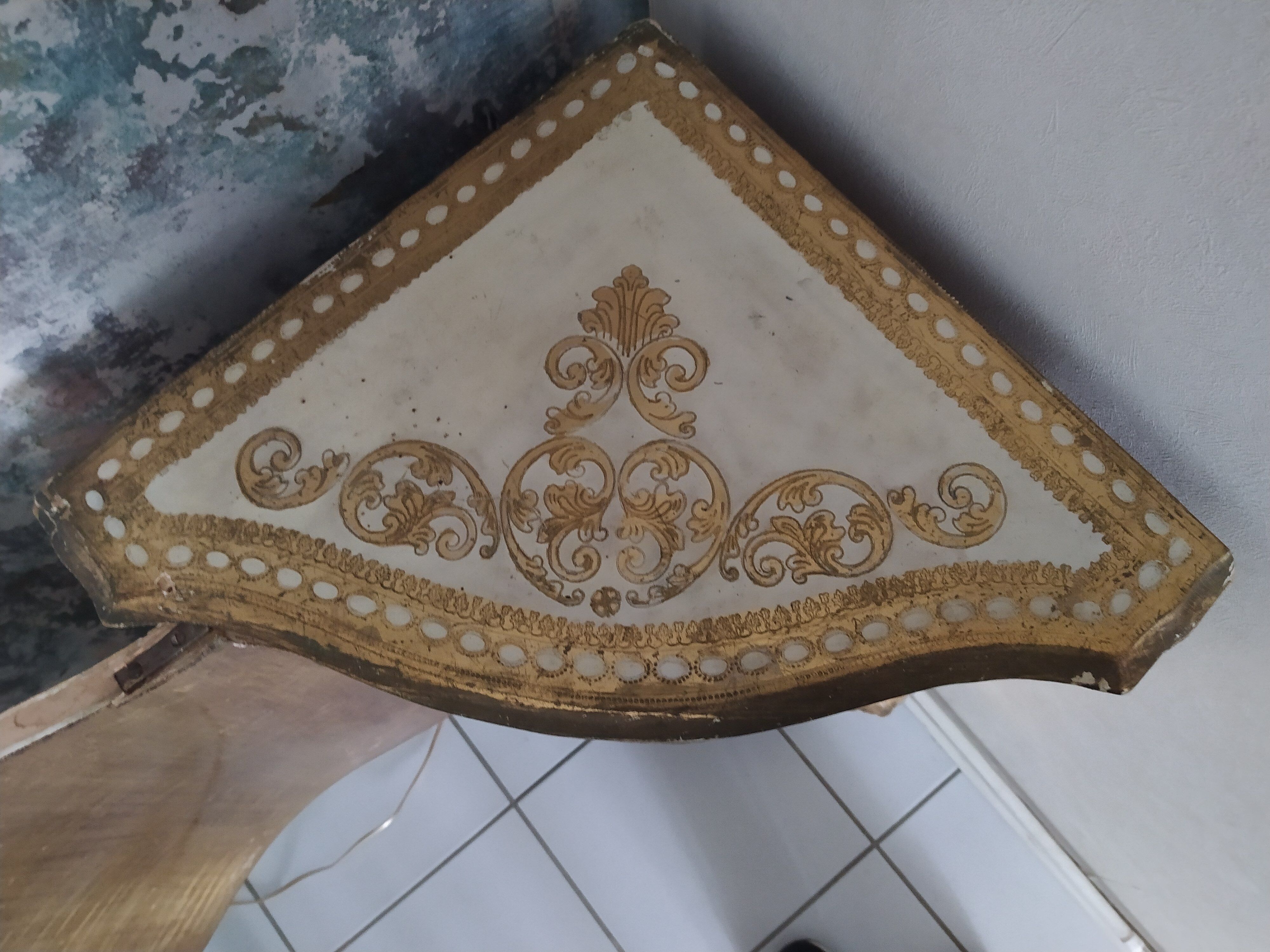 Golden Venetian corner furniture
